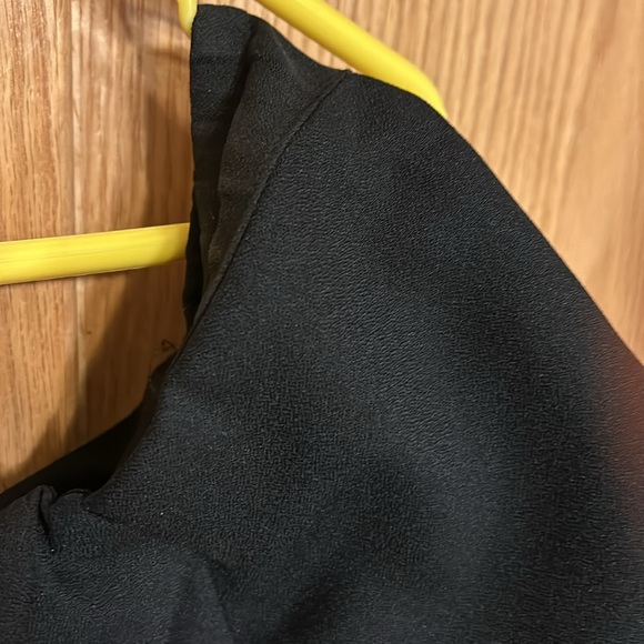 Black Off the Shoulder Evening Dress. Sz. 10/12 - Picture 5 of 11